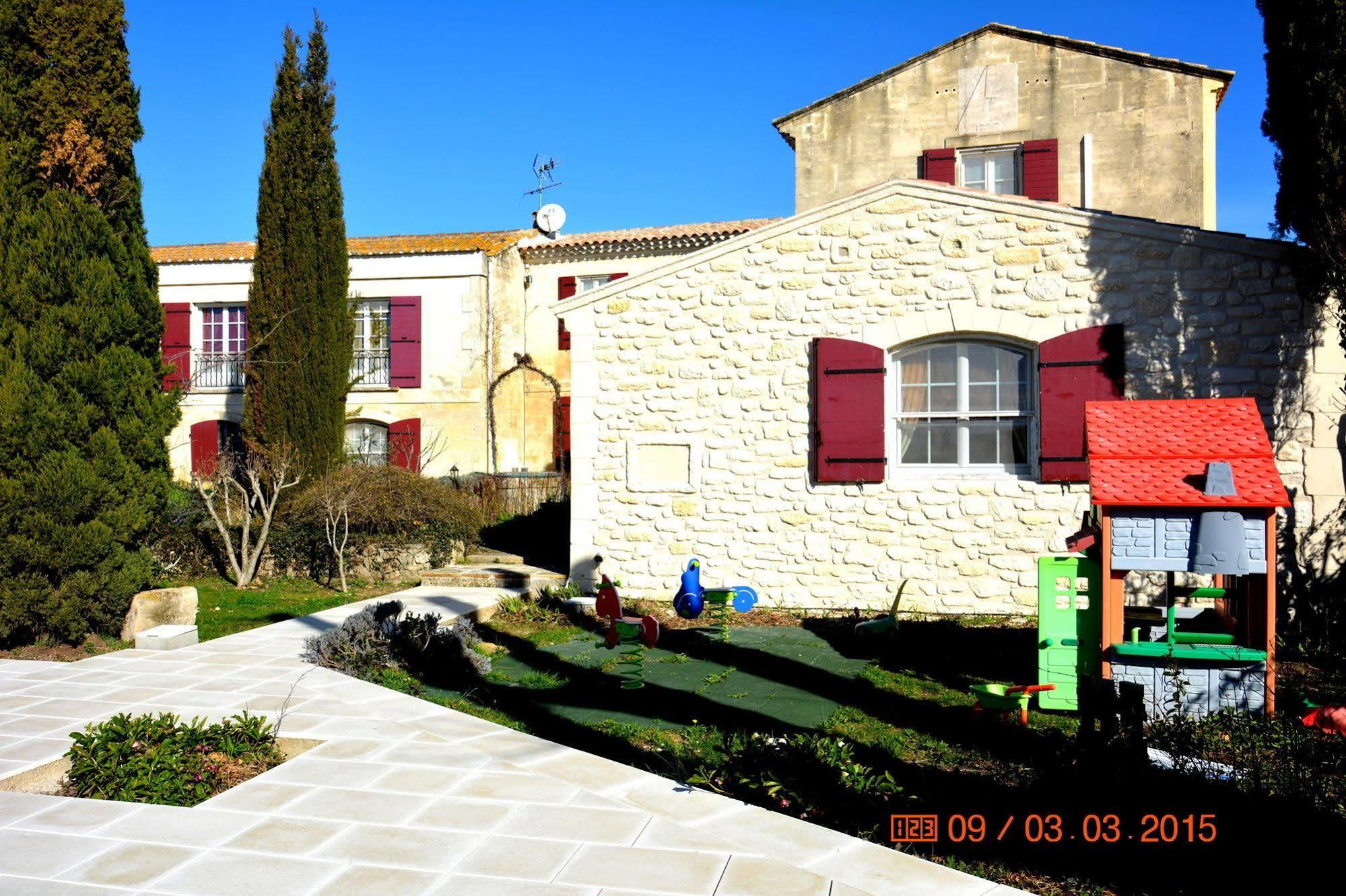 Le Mas De La Feniere Arles Ngoại thất bức ảnh